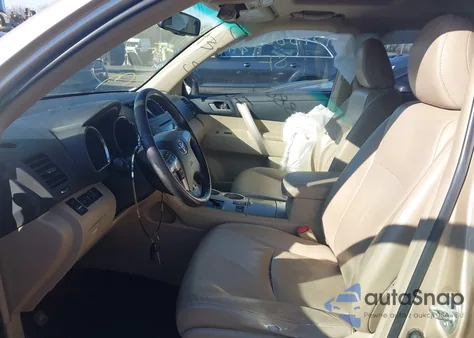 2012 Toyota Highlander Se V6 из США, поврежденный, VIN 5TDBK3EH8CS146814